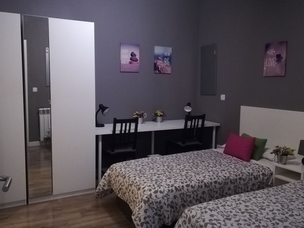 Imagen de la habitación del Hotel El Palacete de Almudayna. Foto 11