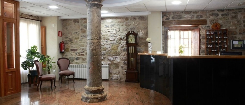 Imagen de los interiores del Hotel El Palacio de Montanejos. Foto 17
