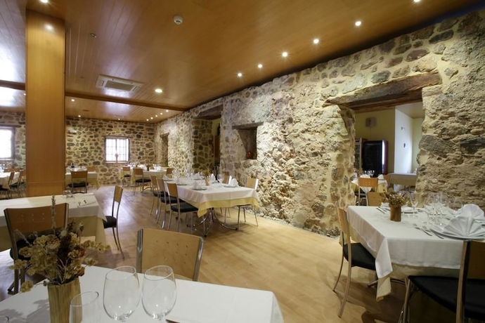 Imagen del bar/restaurante del Hotel El Palacio de Montanejos. Foto 5
