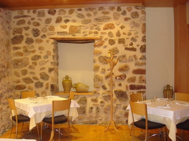 Imagen del bar/restaurante del Hotel El Palacio de Montanejos. Foto 8