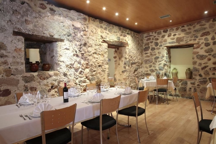 Imagen del bar/restaurante del Hotel El Palacio de Montanejos. Foto 10