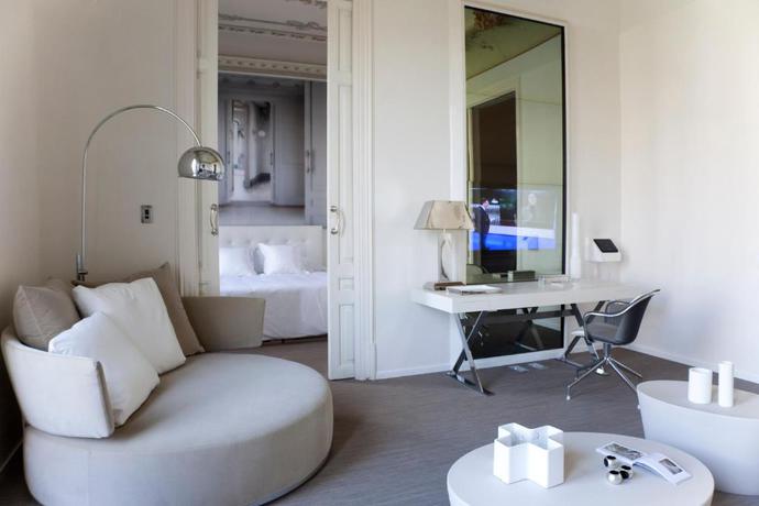 Imagen de la habitación del Hotel El Palauet Royal Suites. Foto 5