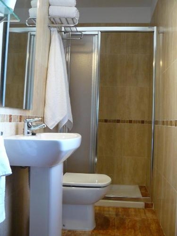 Imagen de la habitación del Hotel El Panorama. Foto 10