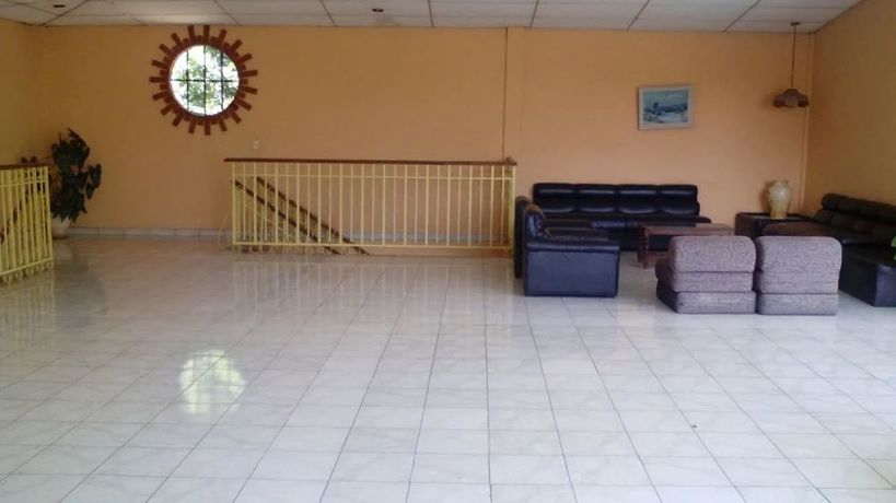 Imagen de los interiores del Hotel El Parador. Foto 8