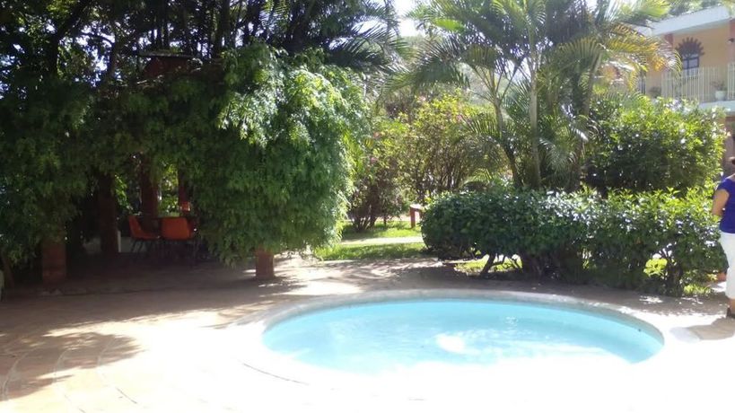 Imagen de la piscina del Hotel El Parador. Foto 10