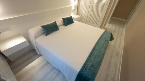 Imagen de la habitación del Hotel El Parador. Foto 17
