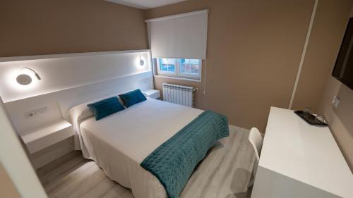 Imagen de la habitación del Hotel El Parador. Foto 18