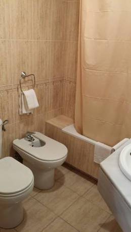 Imagen de la habitación del Hotel El Paraiso, Caleta De Vélez. Foto 4