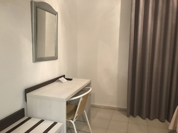 Imagen de la habitación del Hotel El Paraiso. Foto 2