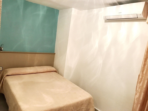 Imagen de la habitación del Hotel El Paraiso. Foto 6