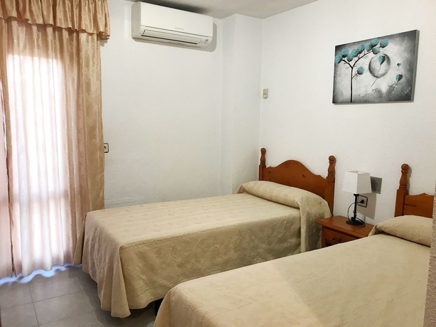 Imagen de la habitación del Hotel El Paraiso. Foto 13