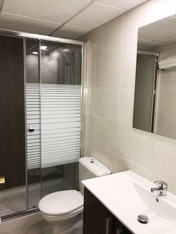 Imagen de la habitación del Hotel El Paraiso. Foto 16