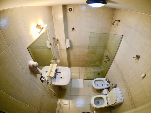 Imagen de la habitación del Hotel El Paso Apart. Foto 6