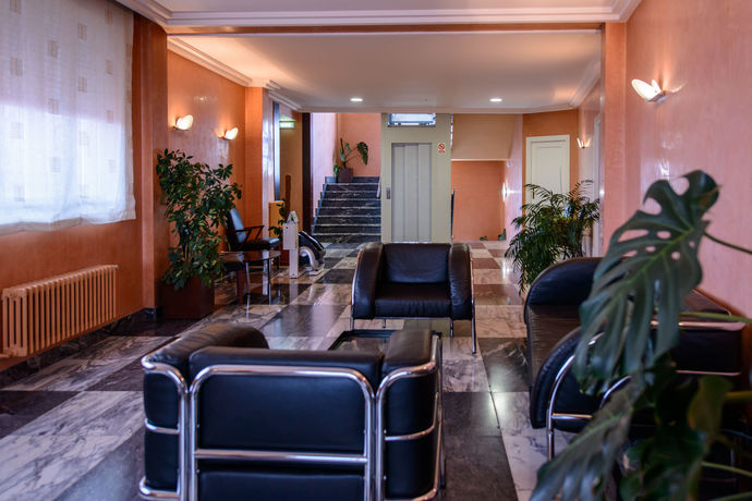 Imagen de los interiores del Hotel El Paso Honroso. Foto 10