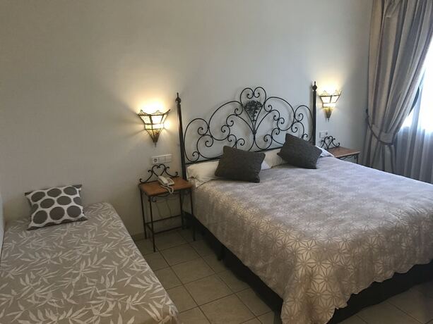 Imagen general del Hotel El Paso, Vejer de la Frontera . Foto 14