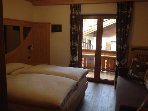 Imagen de la habitación del Hotel El Paster. Foto 6