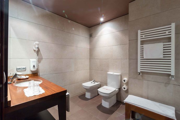 Imagen de la habitación del Hotel El Patio, Zaragoza Provincia. Foto 9