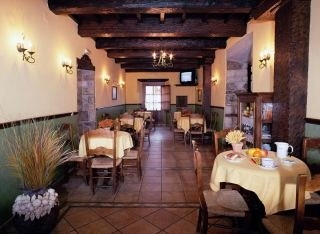 Imagen del bar/restaurante del Hotel El Pedregal. Foto 2