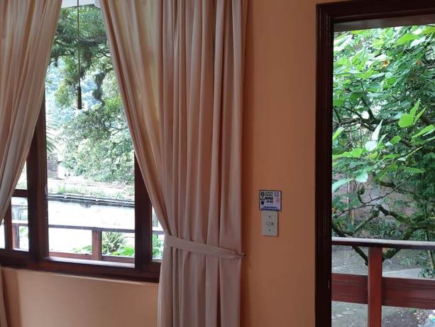 Imagen de la habitación del Hotel El Pedron. Foto 13
