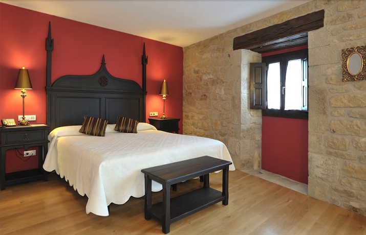 Imagen de la habitación del Hotel El Peirón. Foto 3