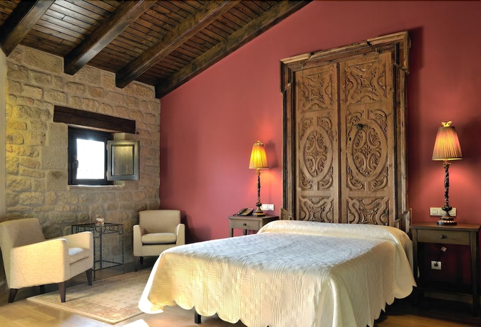 Imagen de la habitación del Hotel El Peirón. Foto 14