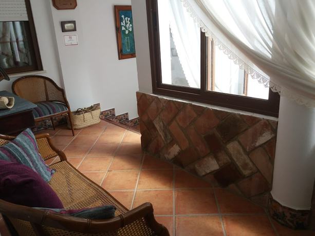 Imagen de los interiores del Hotel El Perro de Paterna. Foto 20