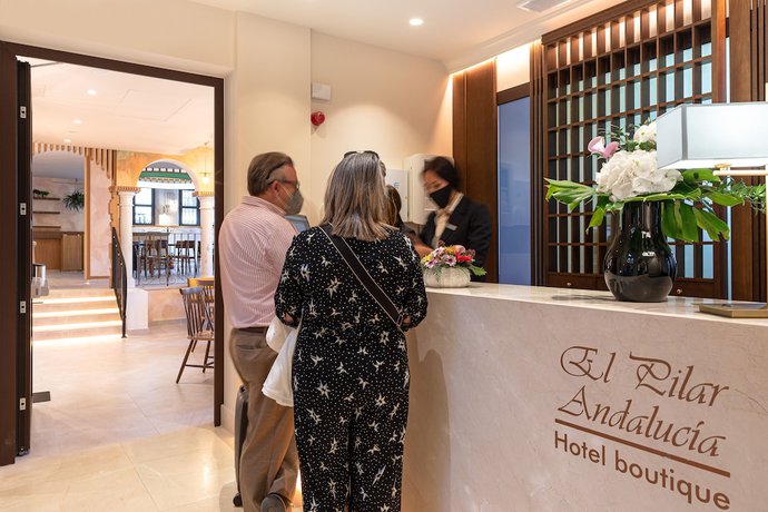 Imagen de los interiores del Hotel El Pilar Andalucia. Foto 18