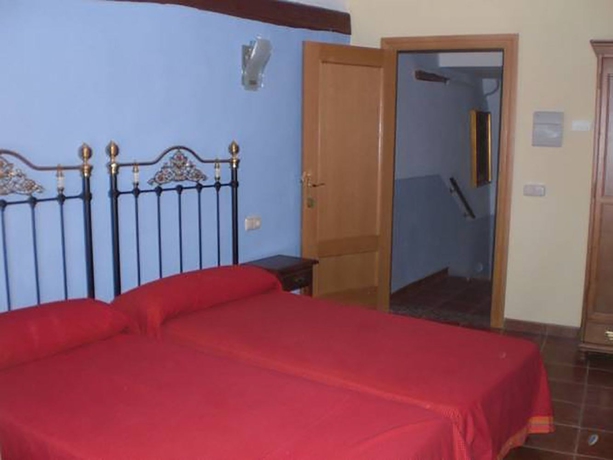 Imagen de la habitación del Hotel El Pilar, Calatayud. Foto 8