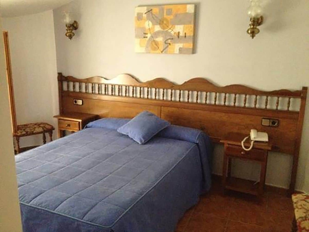 Imagen de la habitación del Hotel El Pilar, Calatayud. Foto 9