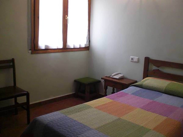 Imagen de la habitación del Hotel El Pilar, Calatayud. Foto 13