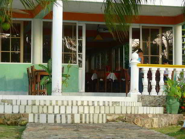 Imagen de los exteriores del Hotel El Pirata Morgan. Foto 6