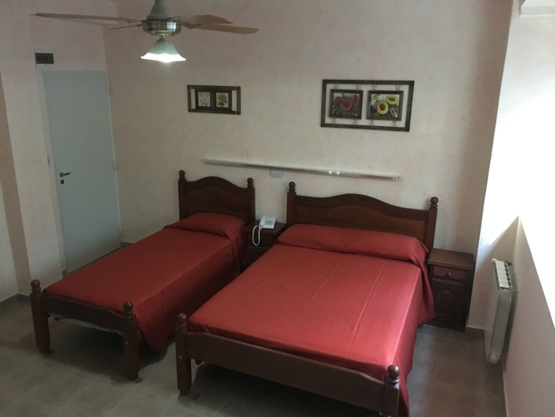 Imagen de la habitación del Hotel El Porteño. Foto 8