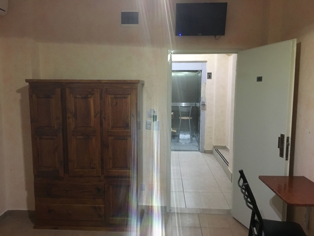 Imagen de la habitación del Hotel El Porteño. Foto 9