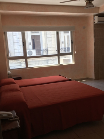 Imagen de la habitación del Hotel El Porteño. Foto 10