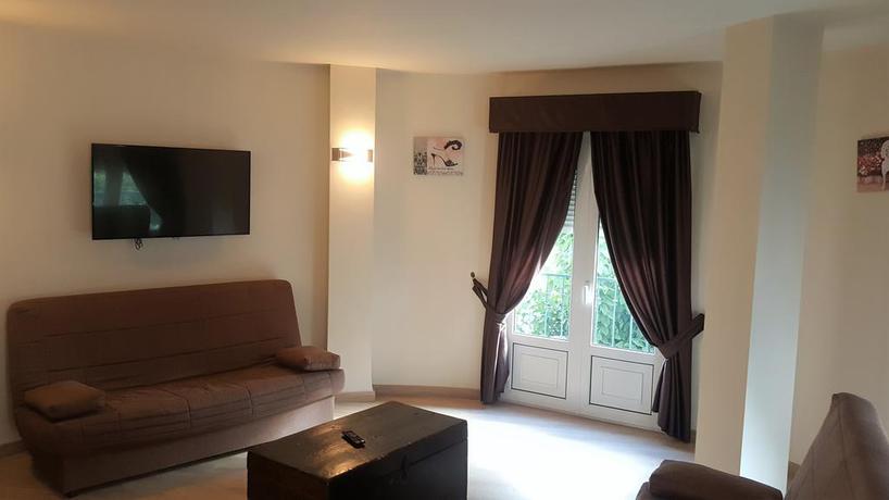 Imagen de la habitación del Hotel El Pozo, Torremolinos. Foto 12