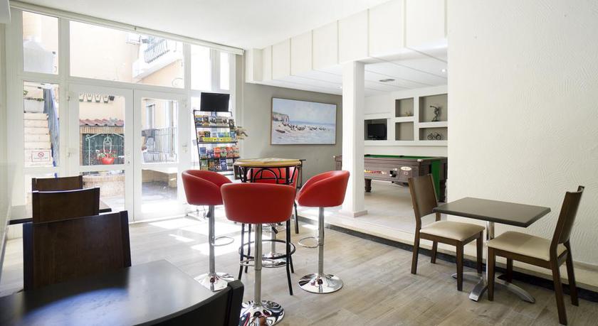 Imagen de los interiores del Hotel El Pozo, Torremolinos. Foto 21