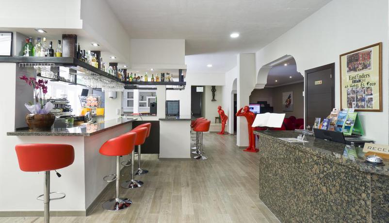 Imagen del bar/restaurante del Hotel El Pozo, Torremolinos. Foto 3