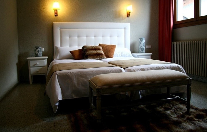 Imagen de la habitación del Hotel El Pradet. Foto 12