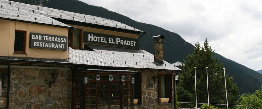 Imagen de los exteriores del Hotel El Pradet. Foto 15