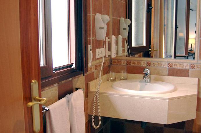 Imagen de la habitación del Hotel El Prado De Las Merinas. Foto 3