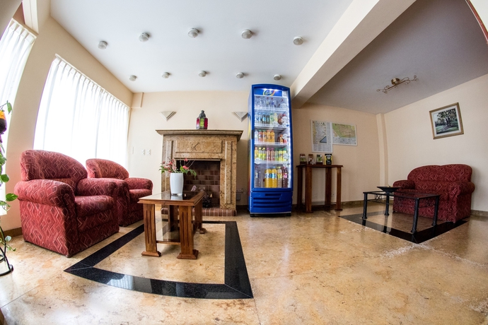 Imagen de los interiores del Hotel El Prado, NEUQUEN. Foto 14