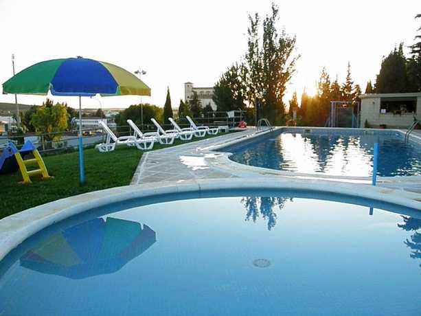 Imagen de la piscina del Hotel El Prado, Villar Y Velasco. Foto 19
