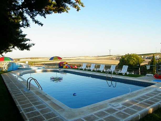 Imagen de la piscina del Hotel El Prado, Villar Y Velasco. Foto 20