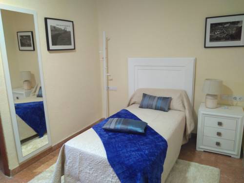 Imagen de la habitación del Hotel El Prat. Foto 9