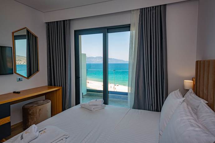 Imagen de la habitación del Hotel El Primero Hotel. Foto 13