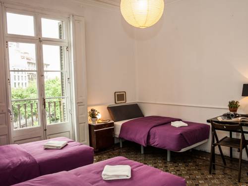 Imagen de la habitación del Hotel El Puchi Barcelona. Foto 3