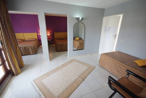 Imagen de la habitación del Hotel El Pueblo Tamlelt. Foto 8