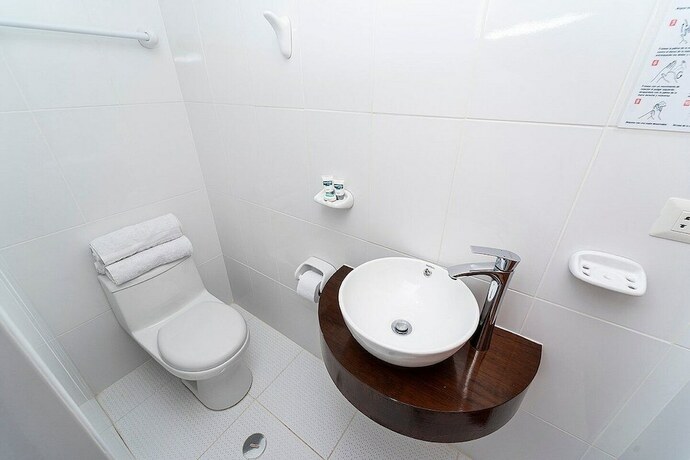 Imagen general del Hotel El Puente Boutique. Foto 8