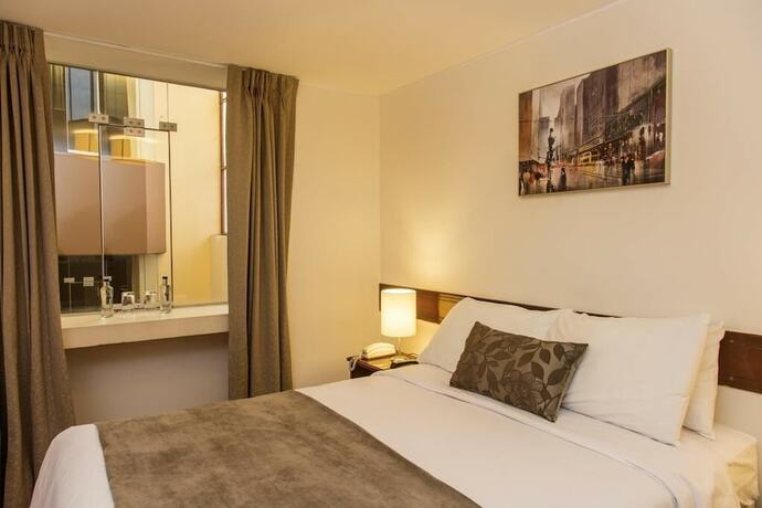 Imagen de la habitación del Hotel El Puente Boutique. Foto 19