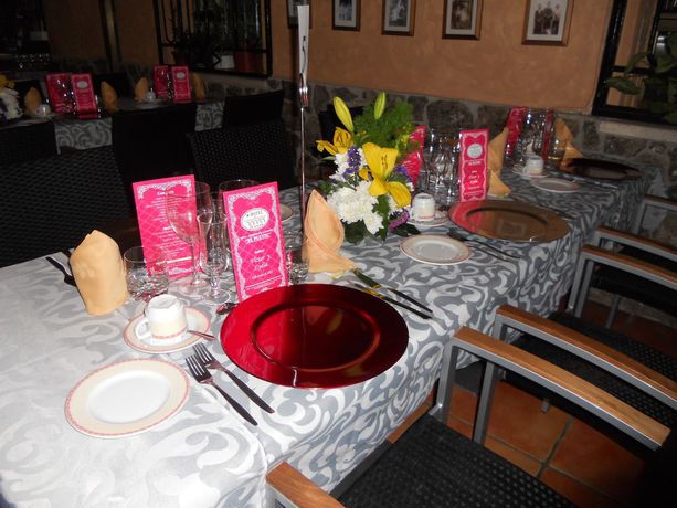 Imagen del bar/restaurante del Hotel El Puente, Pinofranqueado. Foto 4